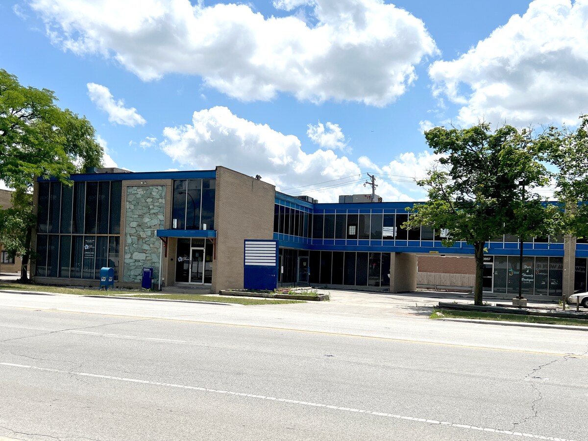 9865 W Roosevelt Rd, Westchester, IL 60154 98659909 W Roosevelt Rd Westchester Rising