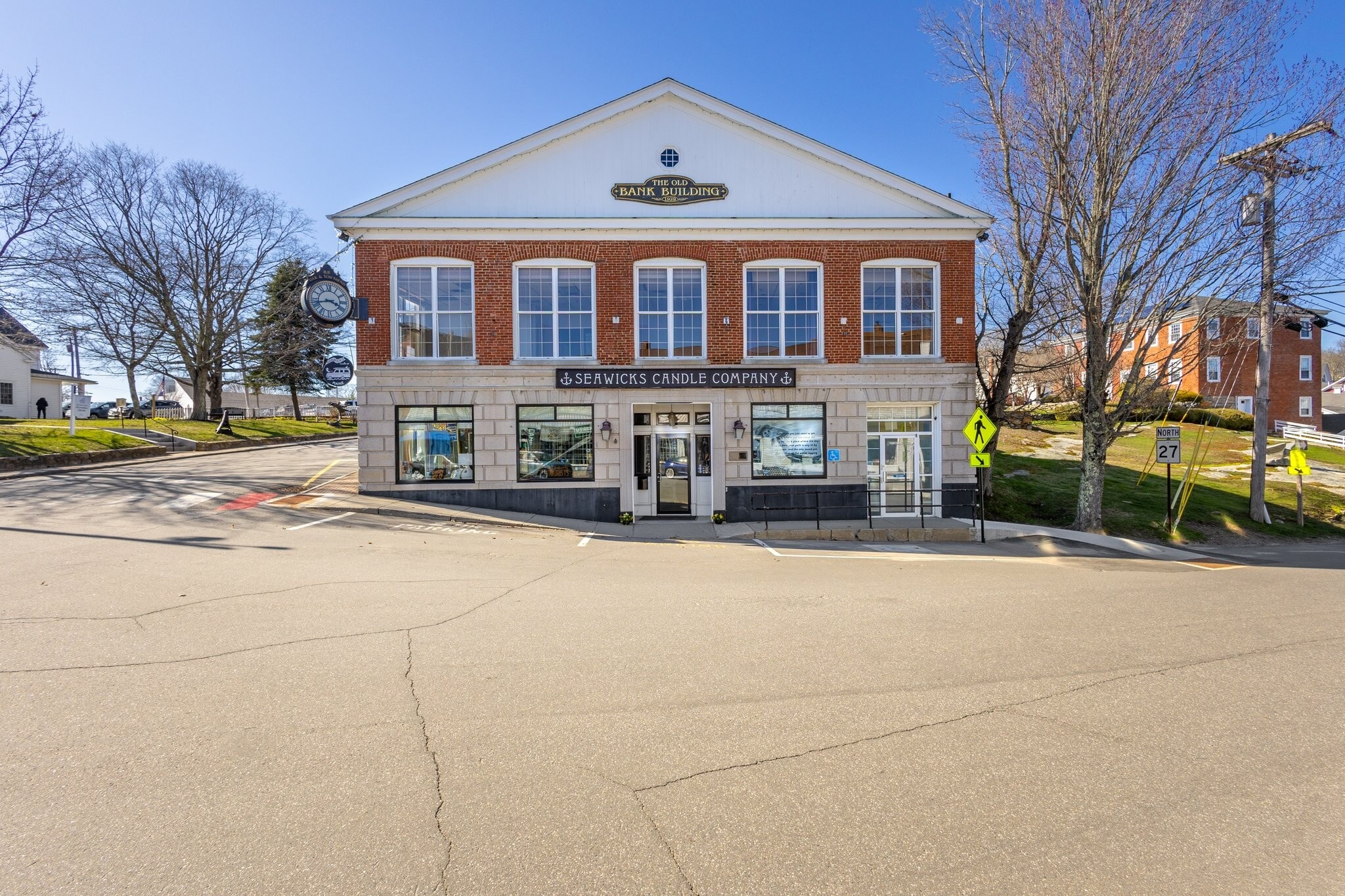 1 Oak St, Boothbay Harbor, ME for lease Primary Photo- Image 1 of 5