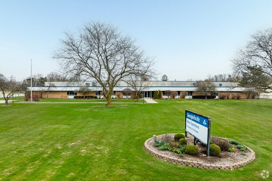 951 County St, Milan, MI for lease - Building Photo - Image 3 of 6