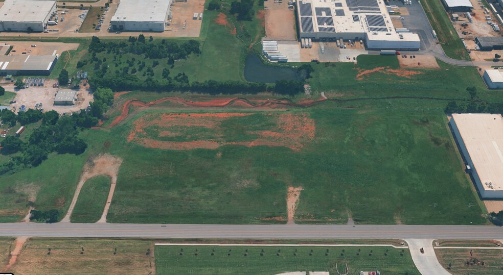 S. MacArthur Blvd, Oklahoma City, OK for sale - Primary Photo - Image 1 of 3