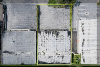 8085 NW 98th St, Hialeah, FL - Aerial  map view