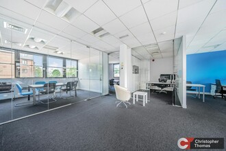 1 Station Appr, Staines for lease Interior Photo- Image 1 of 6