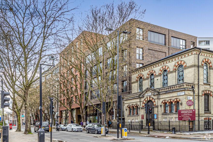 429-445 Caledonian Rd, London for sale - Primary Photo - Image 1 of 43