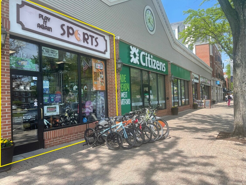 15 S Main St, West Hartford, CT for lease - Building Photo - Image 1 of 15
