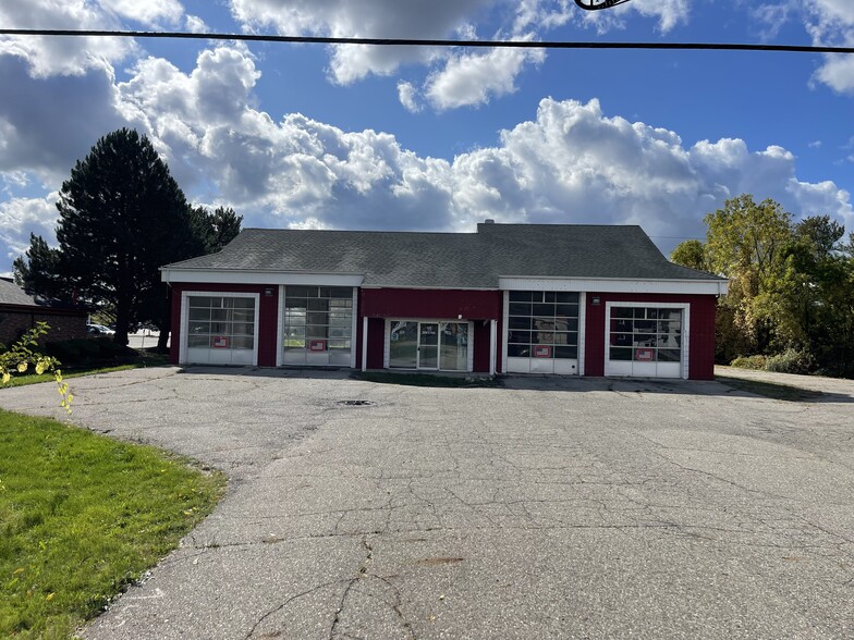 530 E Saginaw Hwy, Grand Ledge, MI for sale - Building Photo - Image 1 of 14