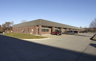 More details for 10500-10540 Hickman Rd, Clive, IA - Flex for Lease