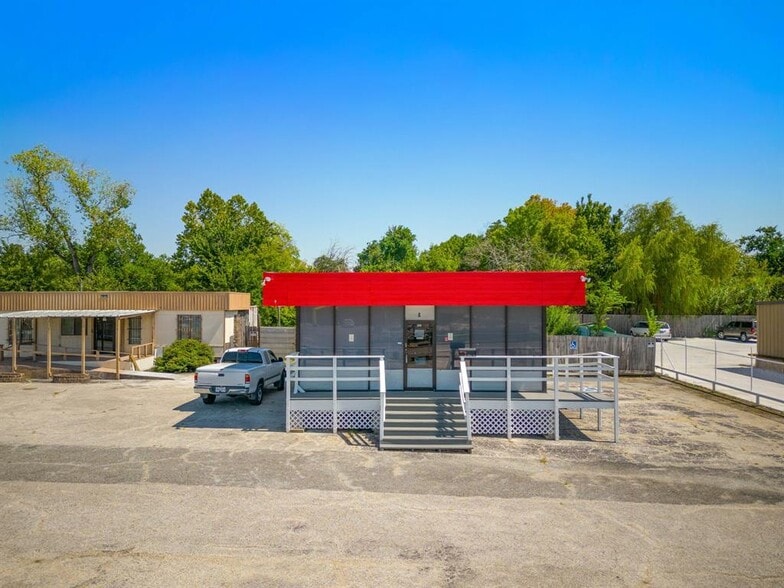 2801 Preston Ave, Pasadena, TX for sale - Building Photo - Image 2 of 5