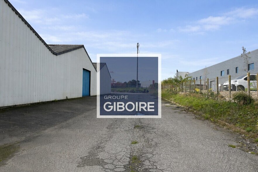 Industrial in Le Rheu for sale - Building Photo - Image 3 of 9