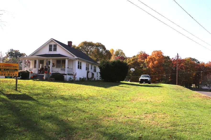 14074 Rixeyville Rd, Culpeper, VA 22701