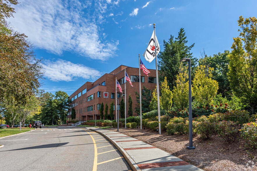 1 Batterymarch Park, Quincy, MA for lease - Building Photo - Image 1 of 4