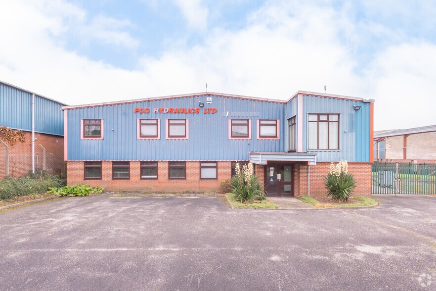 Dutton Rd, Coventry for lease - Building Photo - Image 3 of 3