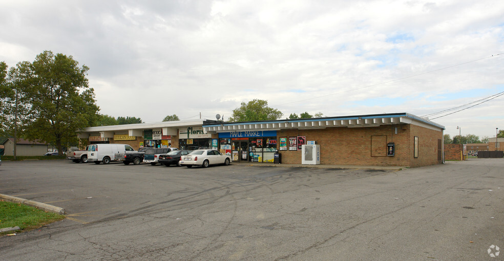 5701-5709 Maple Canyon Ave, Columbus, OH for sale - Primary Photo - Image 1 of 2