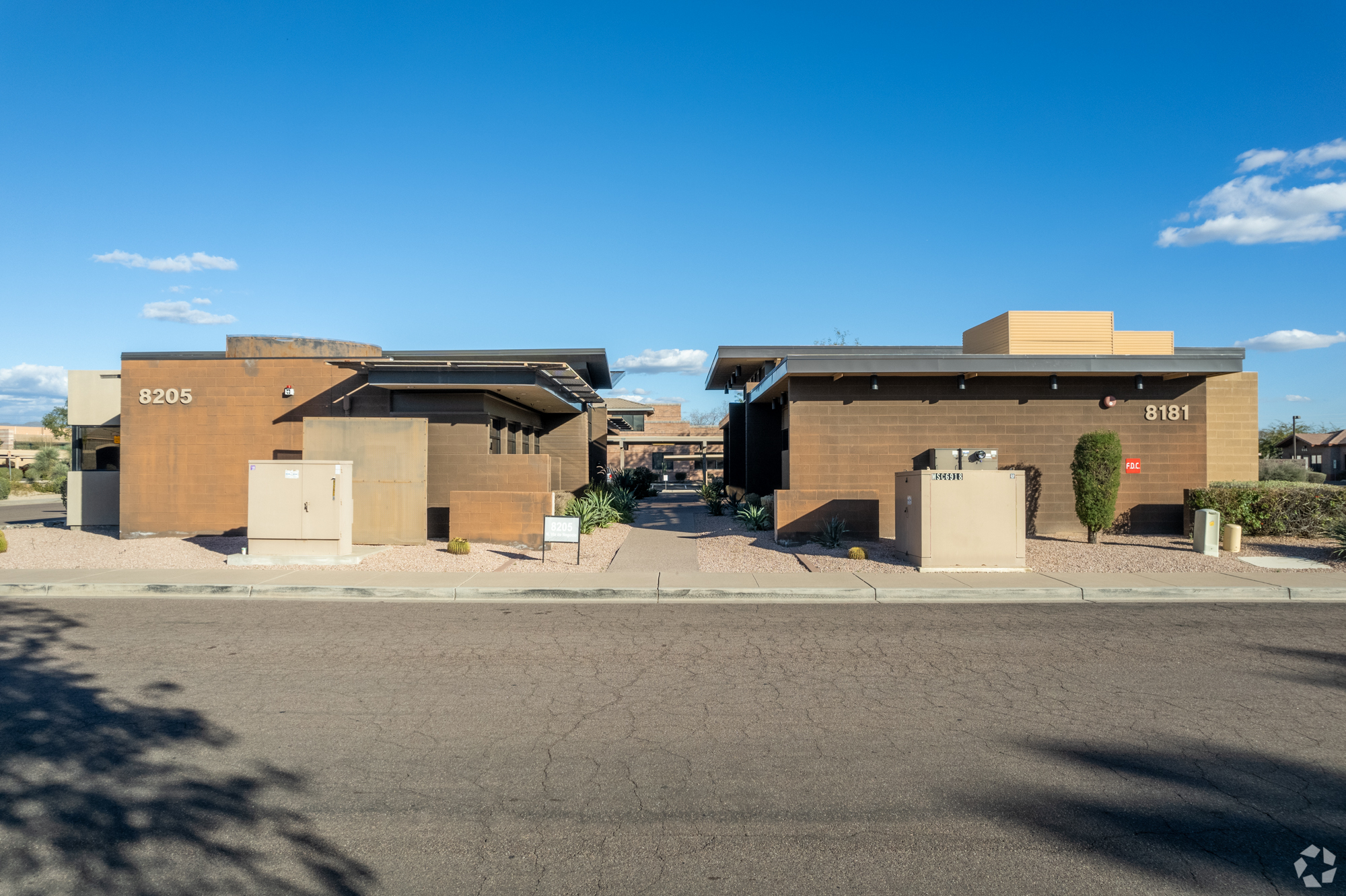 8181 8205 N Via De Negocio Scottsdale Az 85258 Office Medical For Lease Loopnet