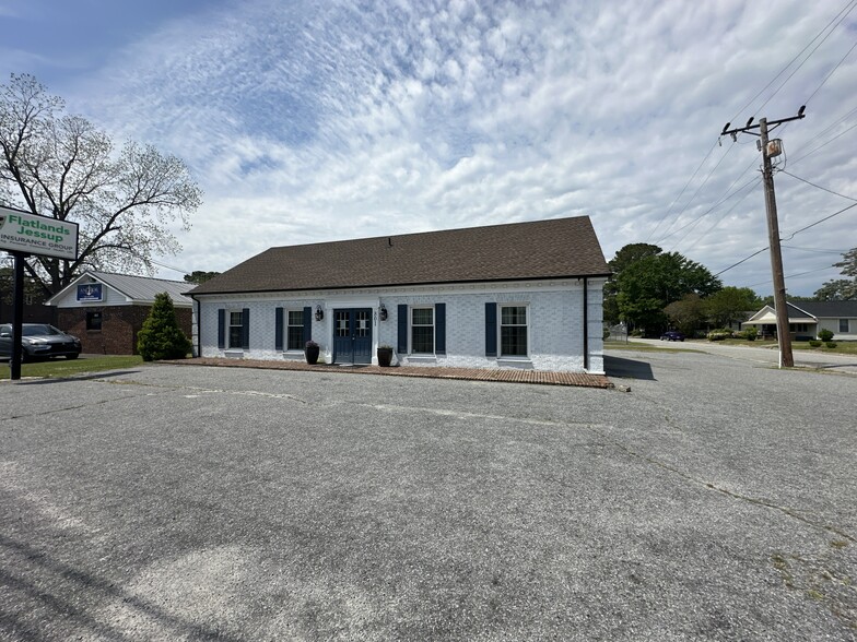 801 Washington St, Williamston, NC for sale - Building Photo - Image 2 of 24