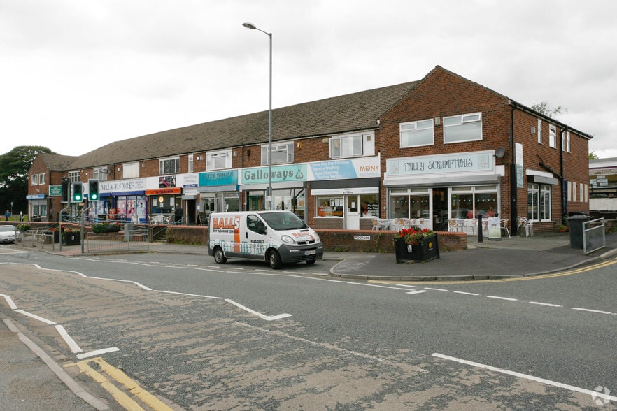 2-24 Moorside, Wigan for sale - Primary Photo - Image 1 of 1