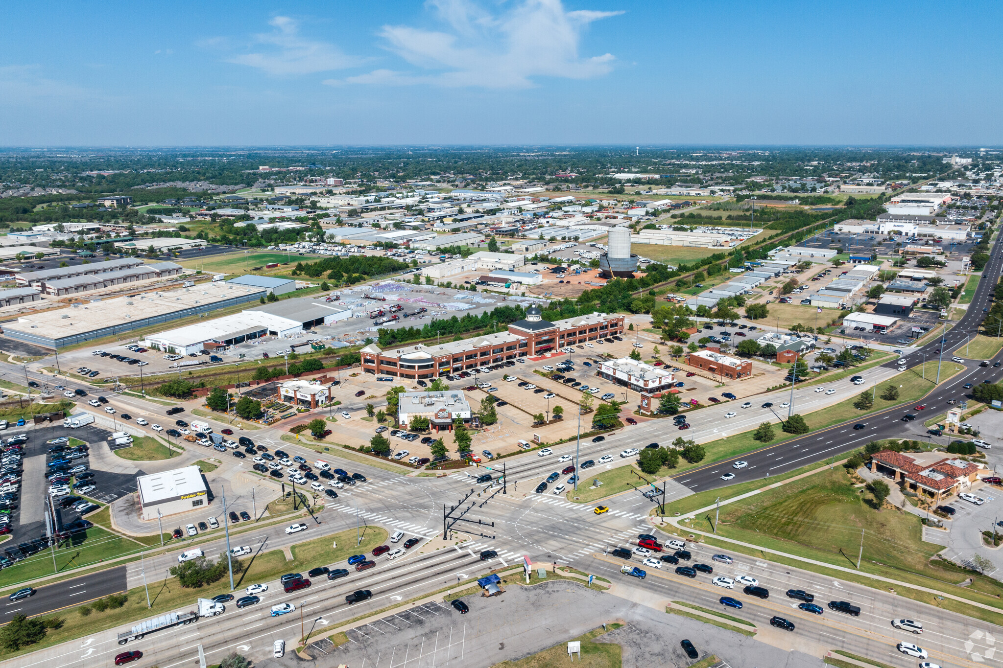 3209 S Broadway, Edmond, OK 73013 - Edmond Exchange Shopping Center ...