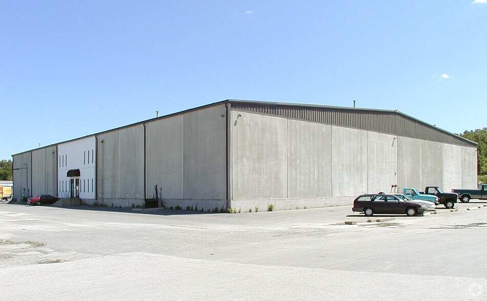 47 Southwest Cutoff Worcester Ma 01604 Loopnet Com