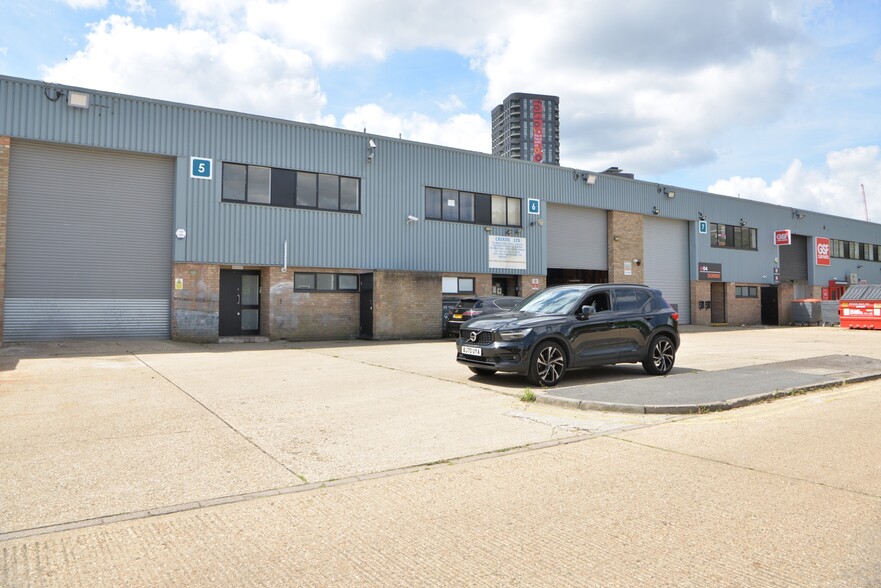 Hythe Rd, London for lease - Building Photo - Image 1 of 4