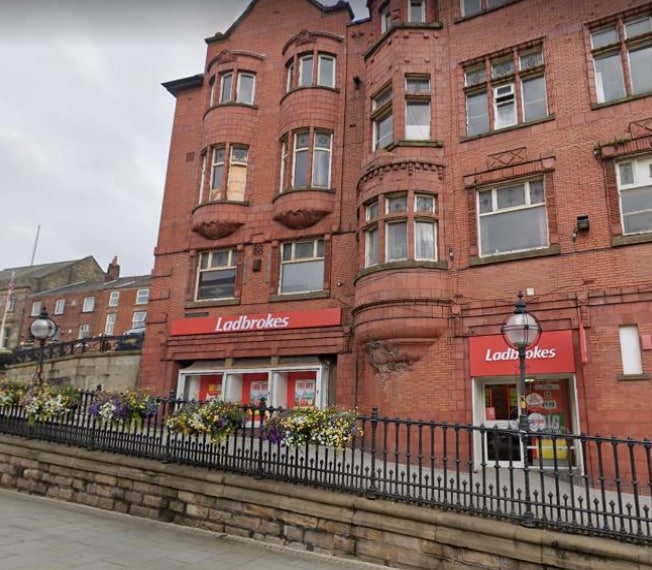 13-13A Yorkshire St, Oldham for sale Building Photo- Image 1 of 1