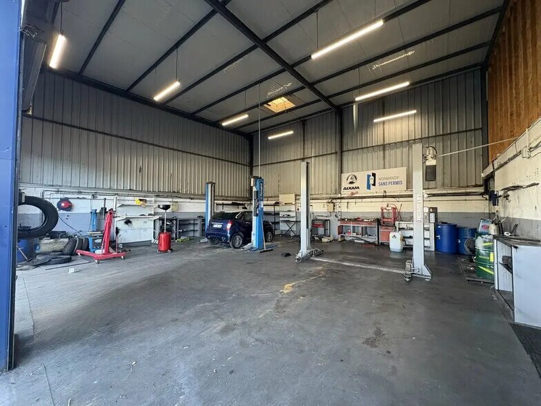 Flex in Gruchet-le-Valasse for lease - Interior Photo - Image 2 of 3