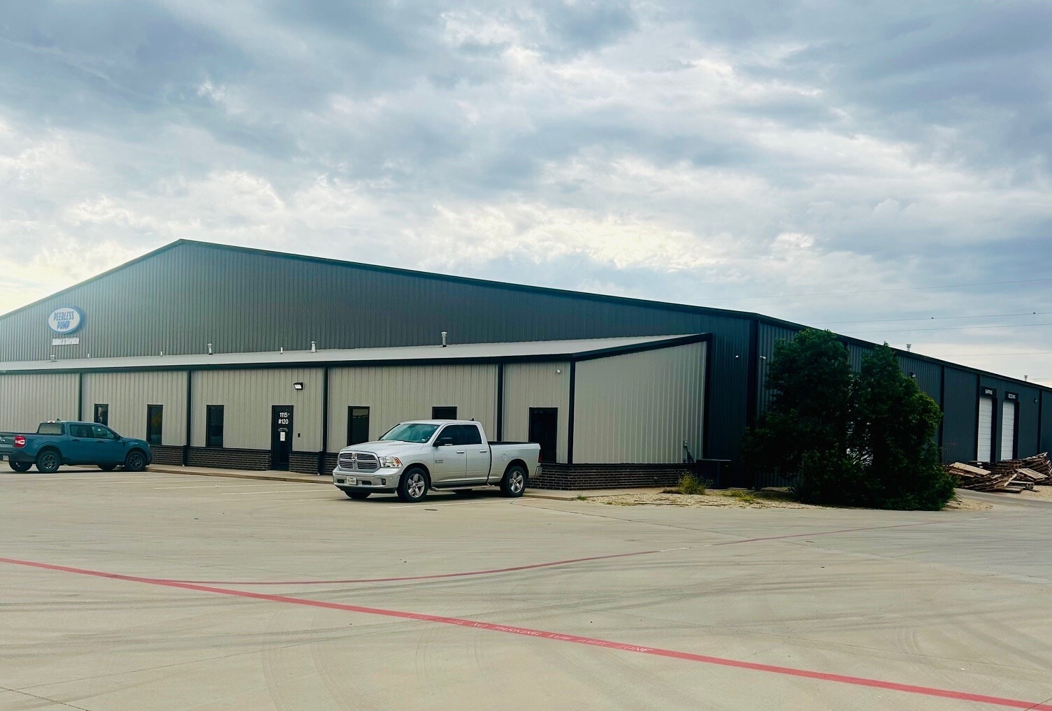 1115 S Loop 289, Lubbock, TX for lease Building Photo- Image 1 of 9