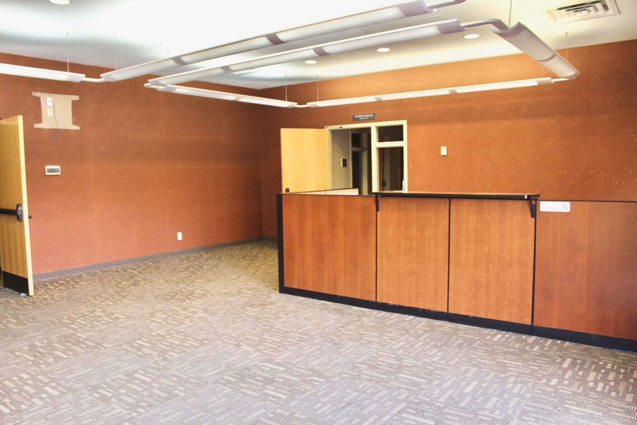 5600 Brainerd Rd, Chattanooga, TN 37411 Eastgate Town Center