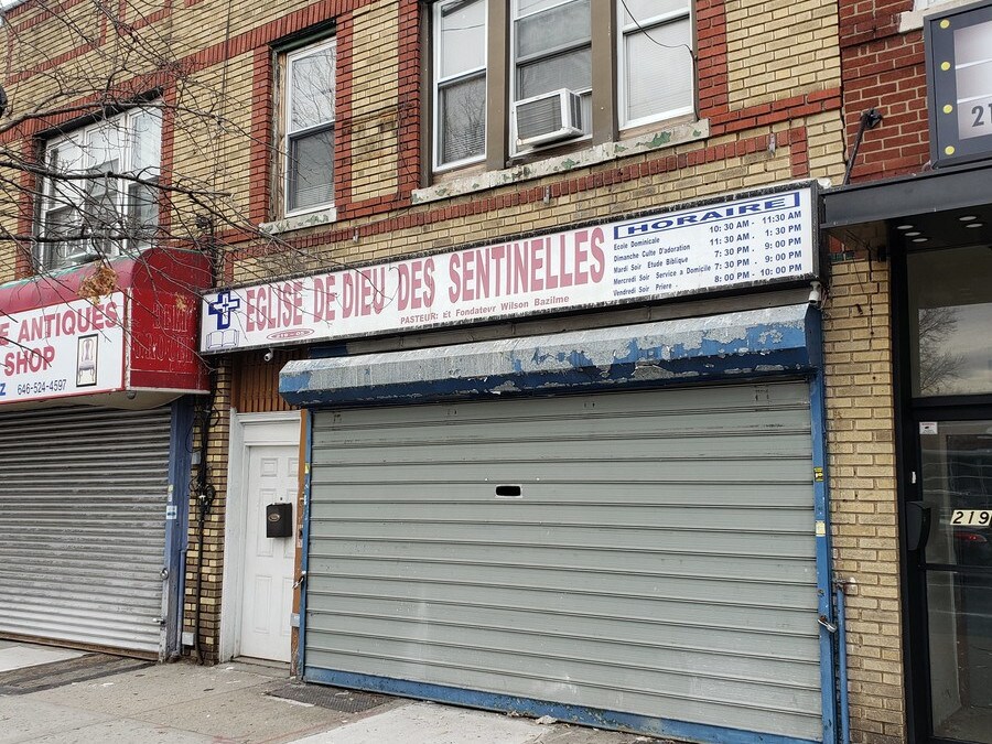 21905 Hempstead Ave, Queens Village, NY 11429