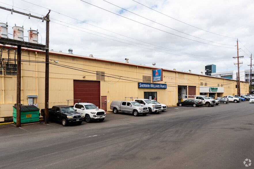 1311 Kalani St, Honolulu, HI for lease - Building Photo - Image 2 of 7