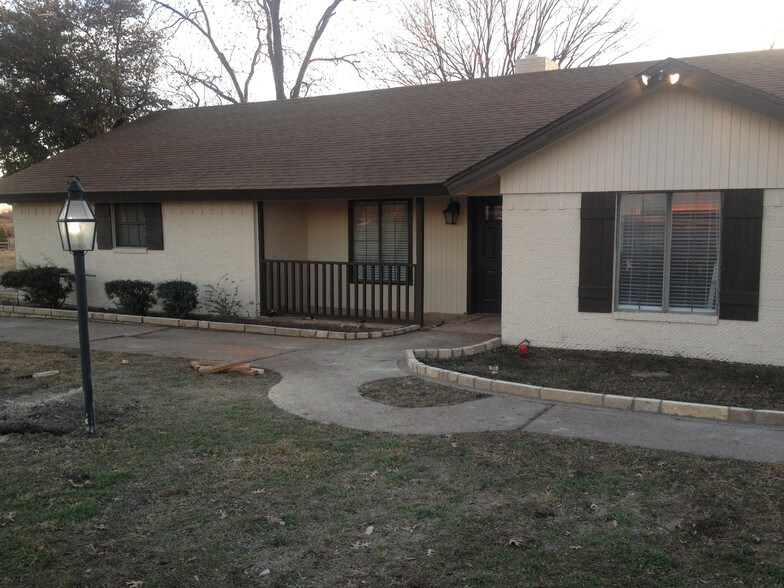 204 Highway 171, Godley, TX for sale - Primary Photo - Image 1 of 1