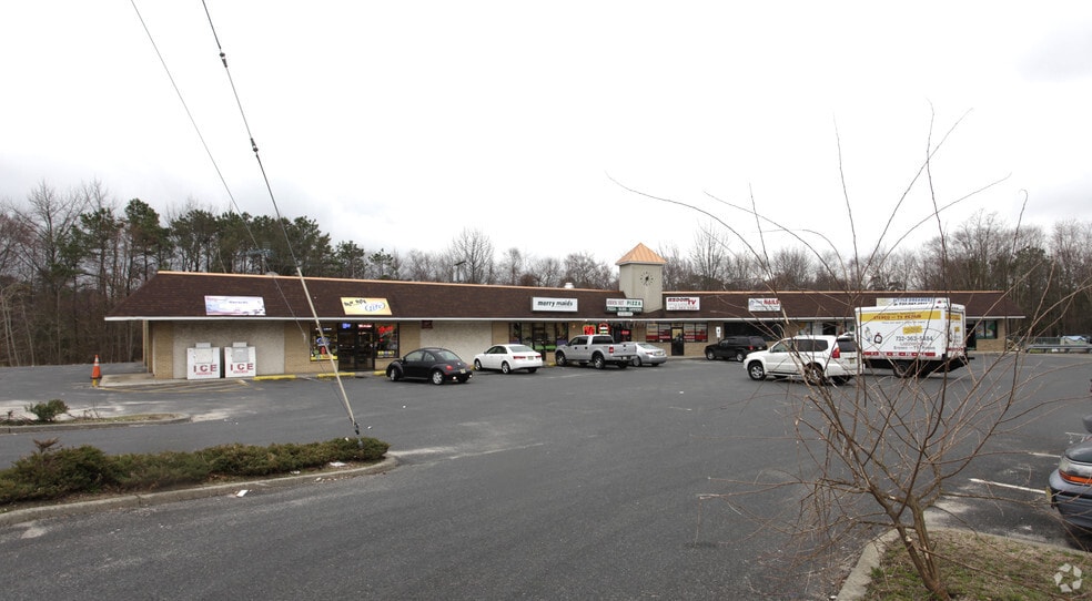 60 Chambersbridge Rd, Lakewood, NJ for lease - Primary Photo - Image 2 of 6