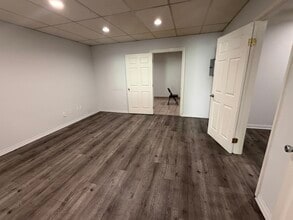 658 Hawthorne St, Glendale, CA for lease Interior Photo- Image 2 of 5