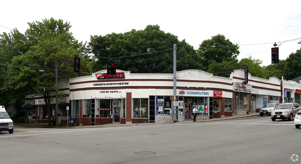 358-370 Boylston St, Brookline, MA for lease - Primary Photo - Image 1 of 8