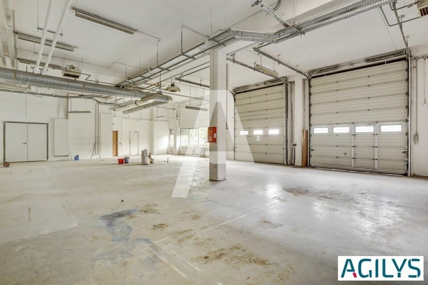3 Rue Jacques Rueff, Antony for lease - Interior Photo - Image 2 of 6