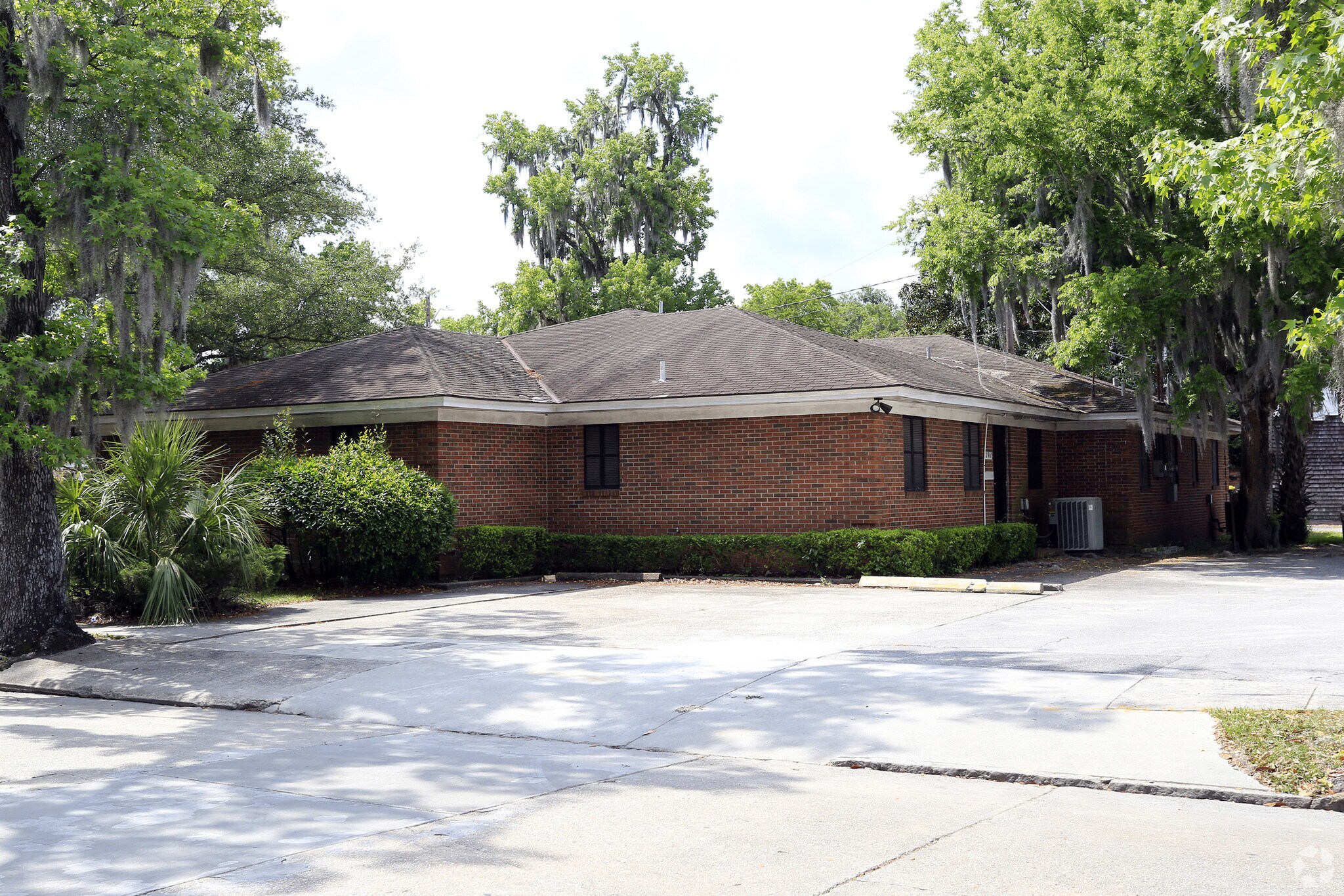 1901 Abercorn St, Savannah, GA for sale Building Photo- Image 1 of 1