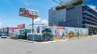 Wynwood Corner Property With I-95 Frontage - Retail Space
