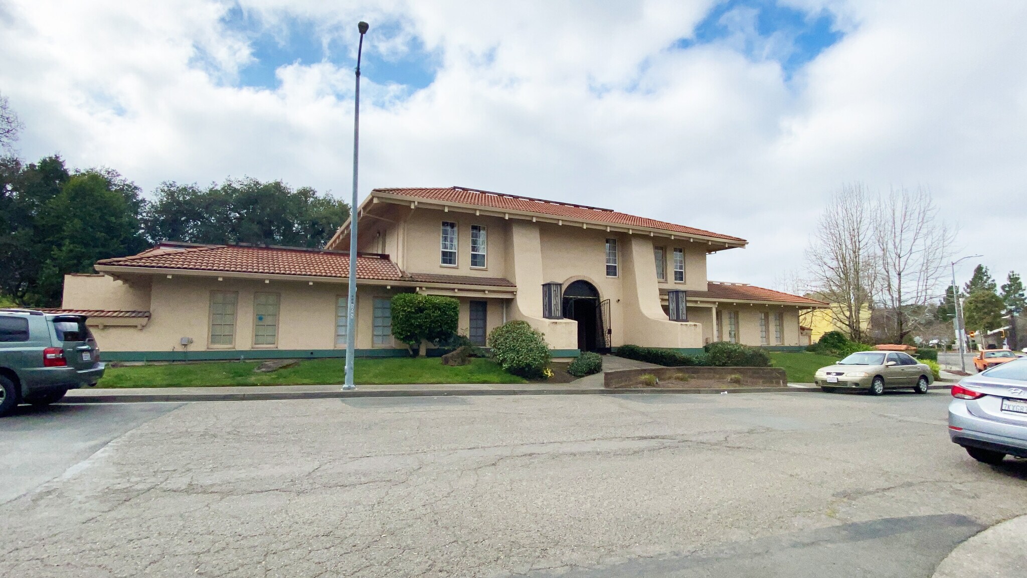 2500 Vallejo St, Santa Rosa, CA for lease Building Photo- Image 1 of 9