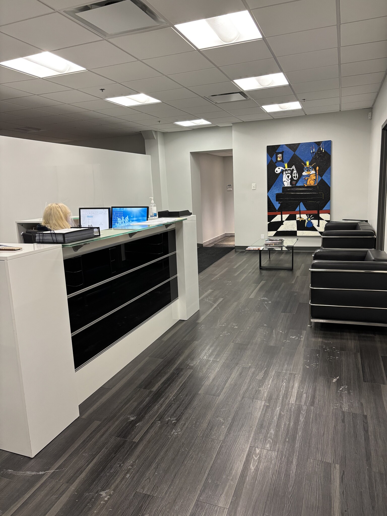 1090 Rue de l'Église, Montréal, QC for lease Building Photo- Image 1 of 4