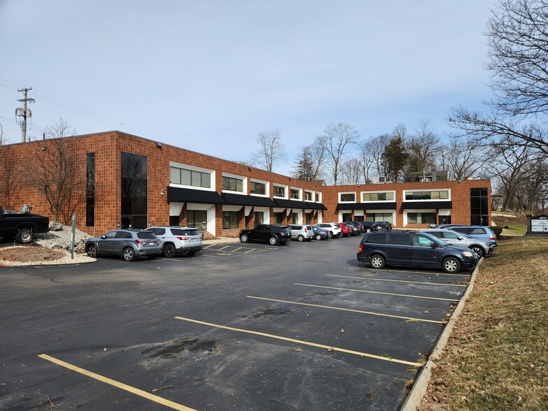 2555 S Dixie Dr, Kettering, OH for lease - Building Photo - Image 2 of 4