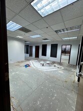 16561 Bolsa Chica St, Huntington Beach, CA for lease Building Photo- Image 1 of 20