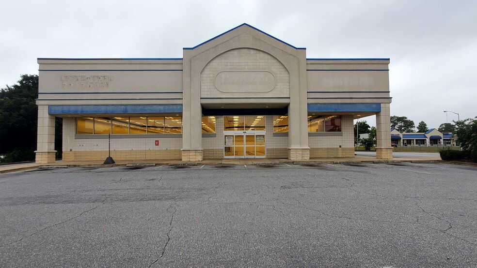 2425 N Slappey Blvd, Albany, GA for lease - Building Photo - Image 1 of 4