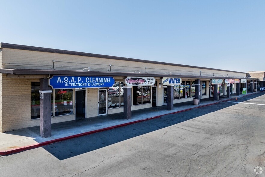 212-320 W Kettleman Ln, Lodi, CA for lease - Building Photo - Image 3 of 4