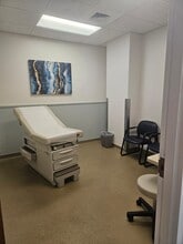 1301 2nd Ave SW, Largo, FL for lease Interior Photo- Image 2 of 4