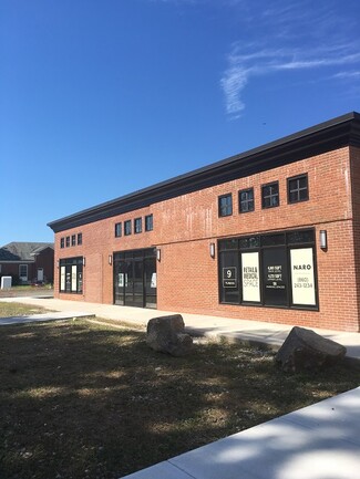 More details for 9 Tunxis Ave, Bloomfield, CT - Retail for Lease