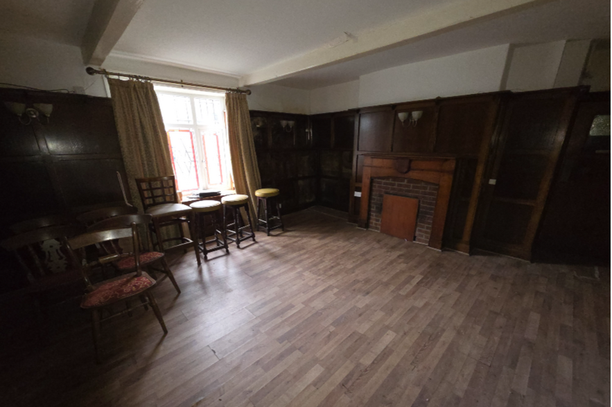 275 Sheffield Rd, Glossop for sale - Interior Photo - Image 3 of 5