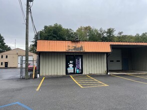 362 Sand Hill Rd, Greensburg, PA for lease Building Photo- Image 1 of 8