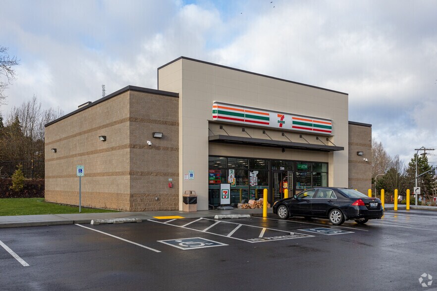 7500 Hardeson Rd, Everett, WA 98203