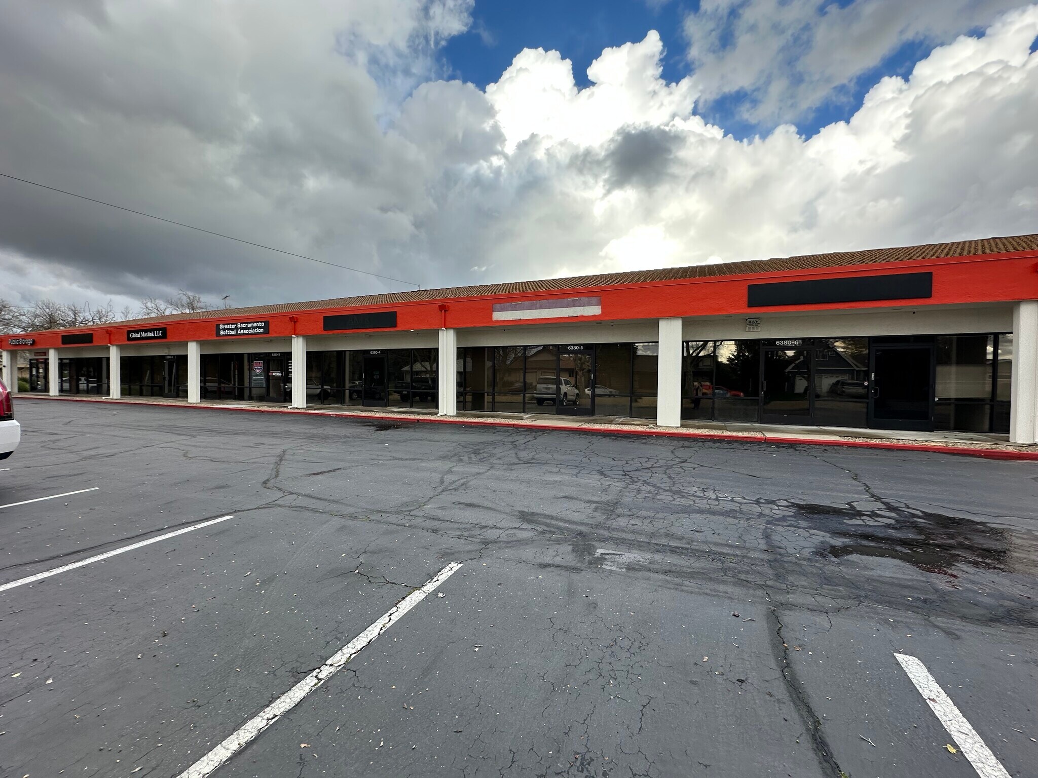 6380 Tupelo Dr, Citrus Heights, CA for lease Building Photo- Image 1 of 2