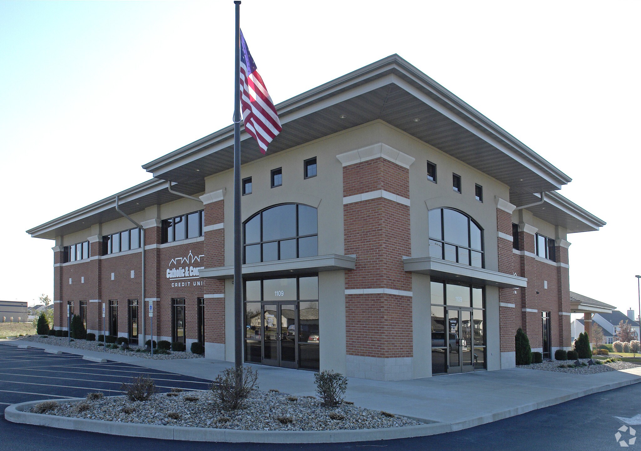 1109 Hartman Ln, Shiloh, IL for sale Primary Photo- Image 1 of 1