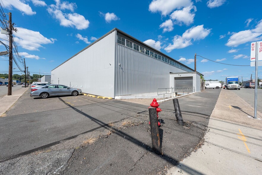 75 Wood St, Paterson, NJ for lease - Building Photo - Image 1 of 12