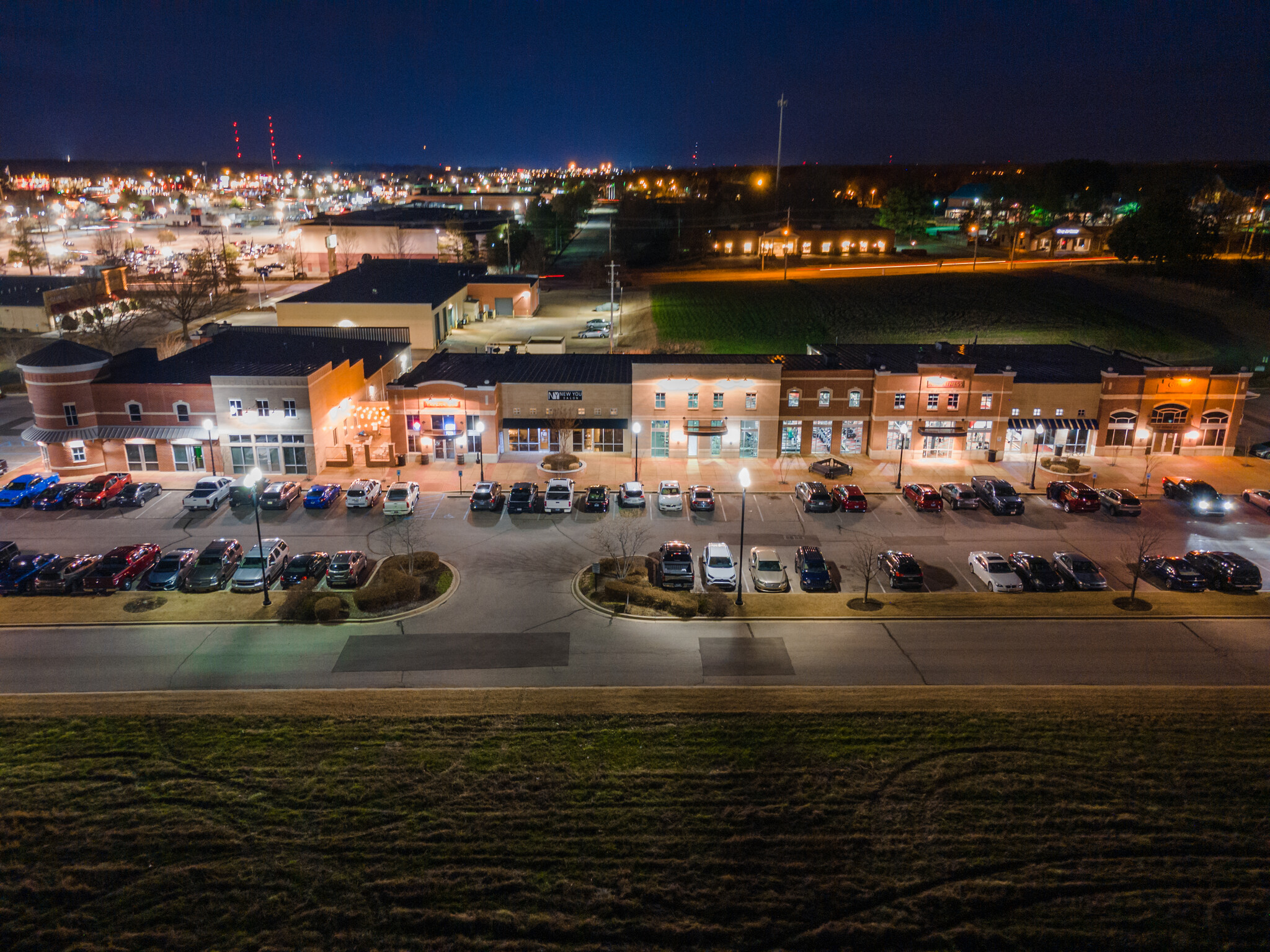 8100 Macon Station Dr, Cordova, TN for lease Building Photo- Image 1 of 11